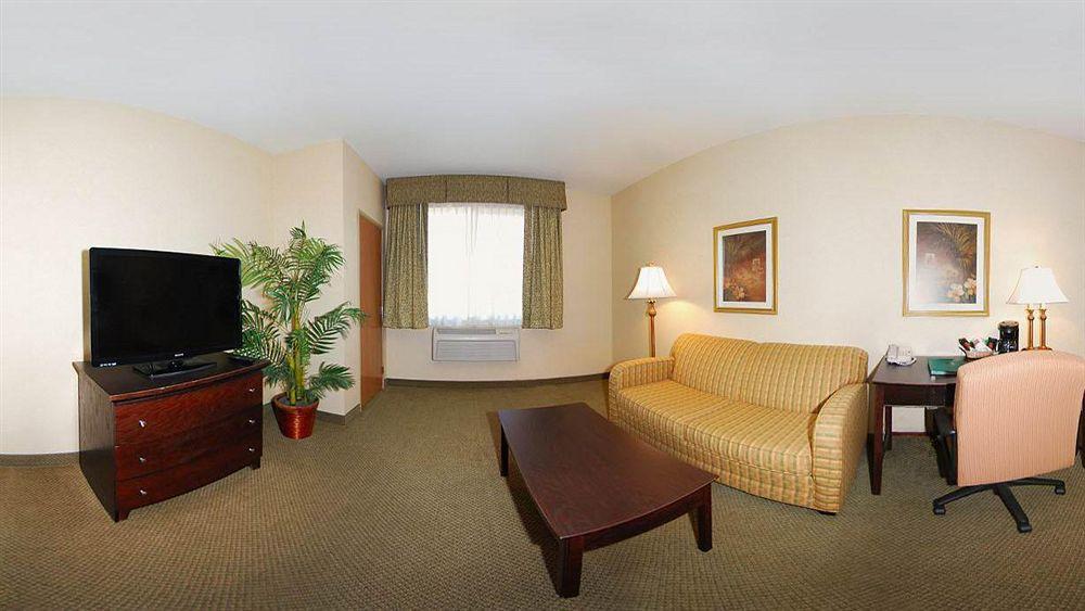 Comfort Suites Johnson Creek Conference Center Eksteriør bilde