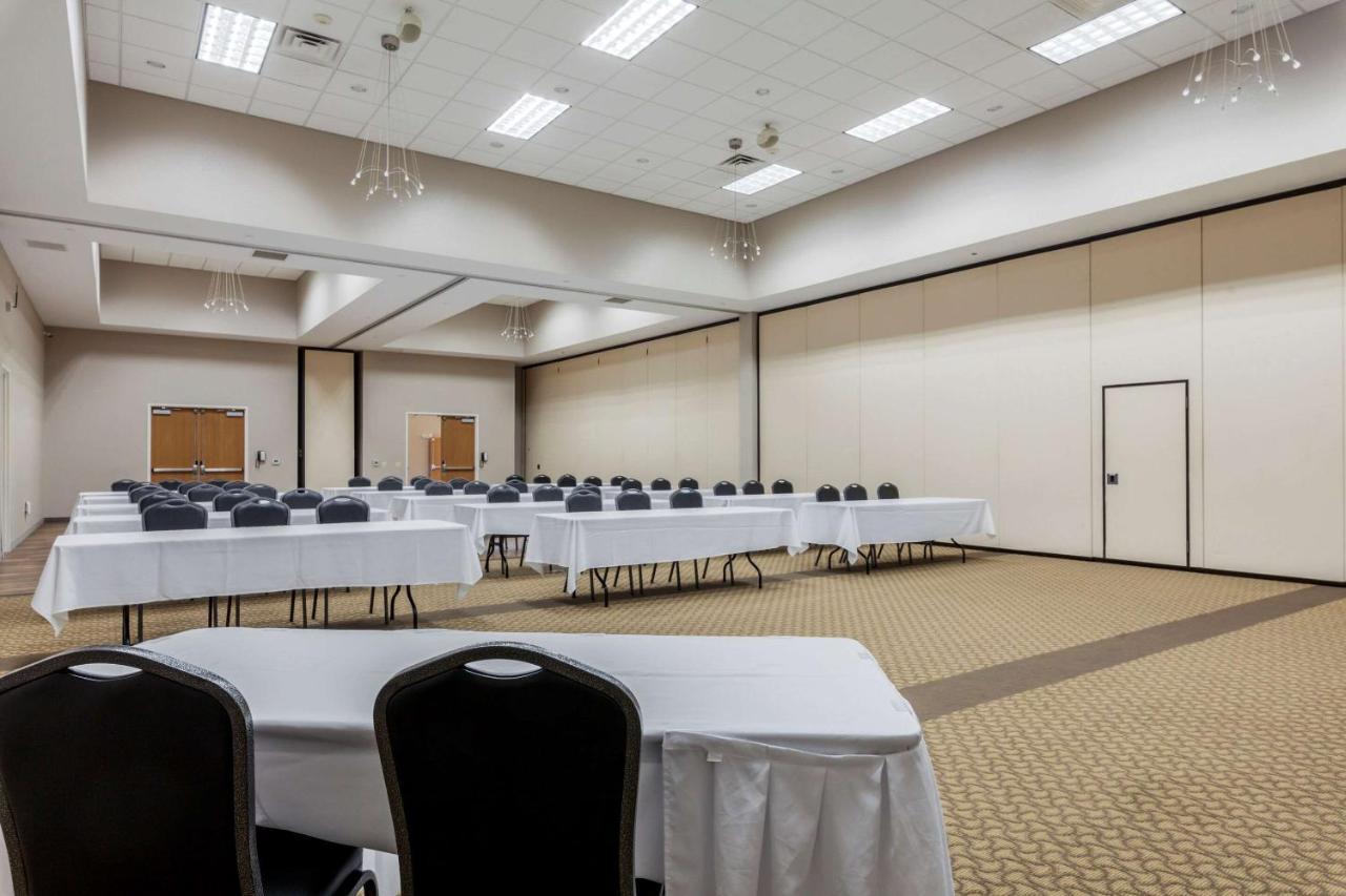 Comfort Suites Johnson Creek Conference Center Eksteriør bilde