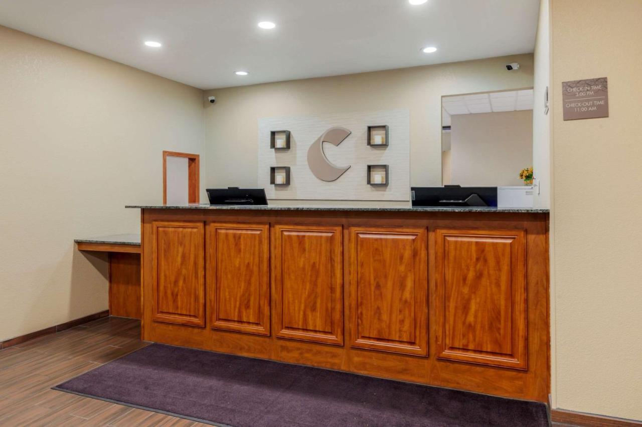 Comfort Suites Johnson Creek Conference Center Eksteriør bilde