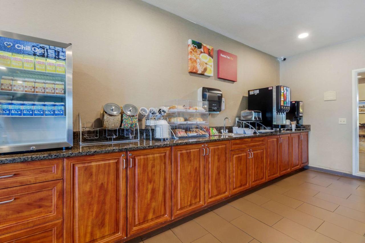 Comfort Suites Johnson Creek Conference Center Eksteriør bilde