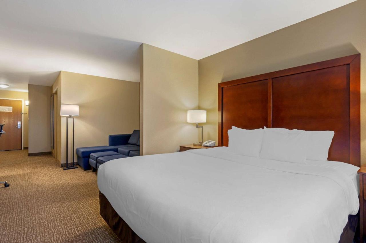 Comfort Suites Johnson Creek Conference Center Eksteriør bilde